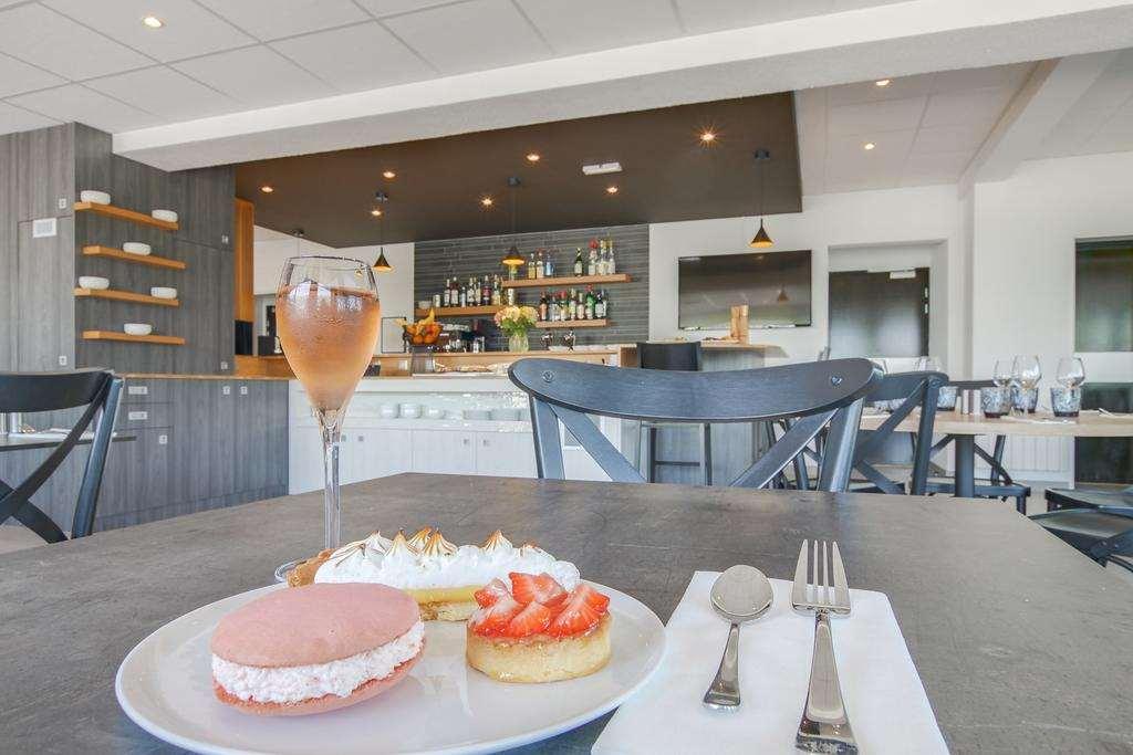Brit Hotel Reims La Neuvillette Restaurante foto